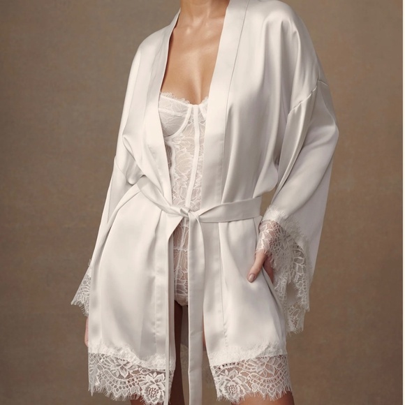 MESHKI Bridal Robe - Picture 1 of 4